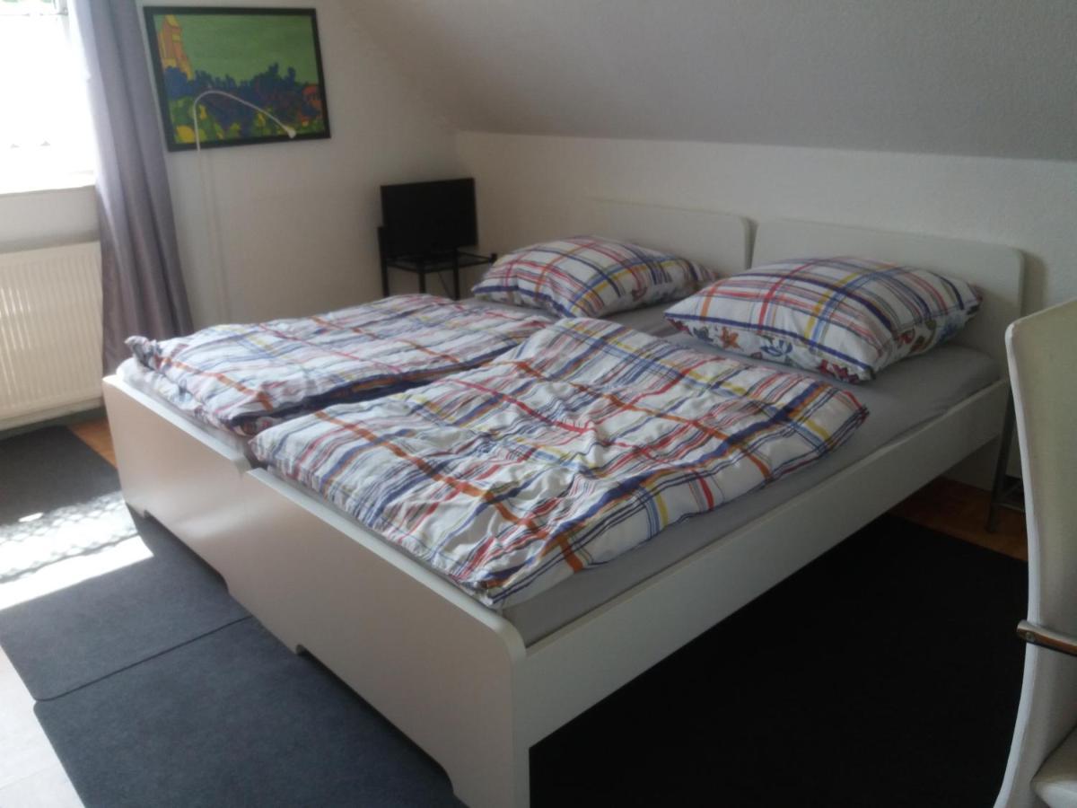 Ruhiges Zimmer Direkt An Den Leineauen Hemmingen  Buitenkant foto